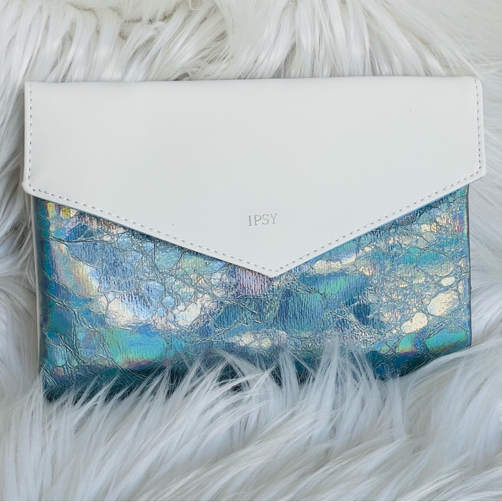 IPSY | BRAND NEW | Limited Edition Shiny Adventures Holo Glam Bag (BAG ONLY)